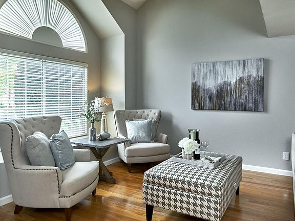 4th image of 1127 Calle Almaden