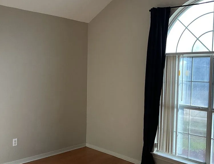 4401 Ethel Ave — Photo 17