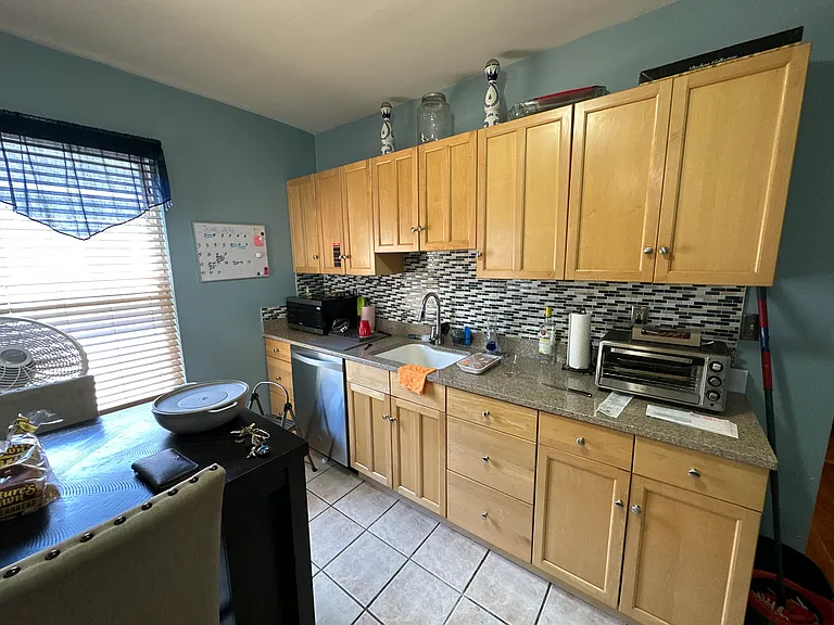 158 Neponset Ave #1 — Photo 3