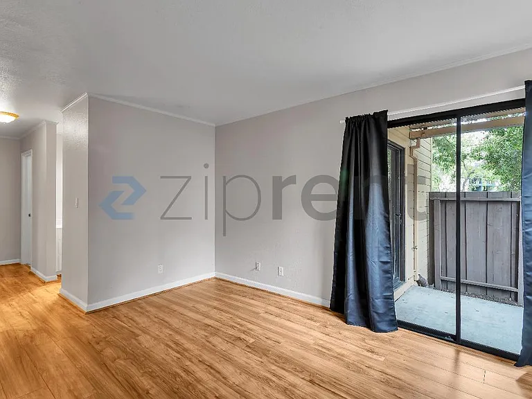 99 Cleaveland Rd #25 — Photo 11