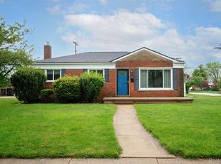 3781 Lodge Ln, Trenton, MI 48183