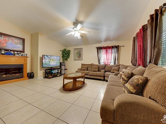5th image of 66403 3rd St