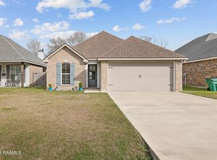 132 Rue Village Rd, Maurice, LA 70555