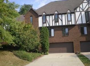 125 Shadow Ridge Dr, Pittsburgh, PA 15238