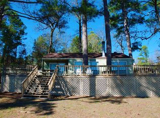 228 Shawnee Dr, Onalaska, TX 77360