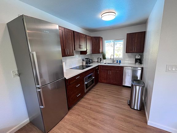 3rd image of 76A Kaikea Pl