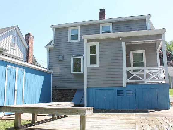 5th image of 39 Plumb Avenue