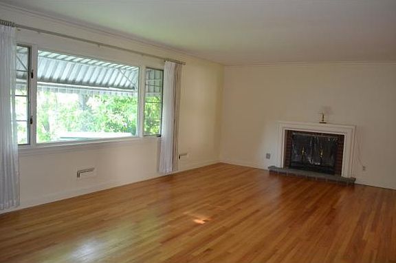 3rd image of 1265 Cornell Ave