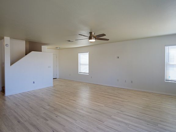 3rd image of 4135 E Cameo Point Dr
