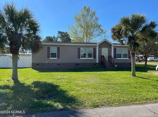 328 Cypress Ave, Holly Ridge, NC 28445