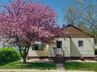 1310 2nd St SE, Minot, ND 58701