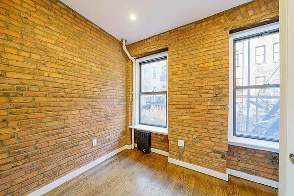 Rented by Douglas Elliman | media 17