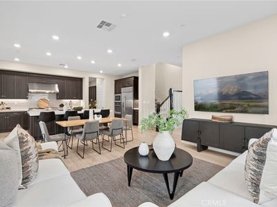 114 Source, Irvine, CA, 92618