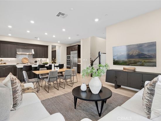 114 Source, Irvine, CA 92618