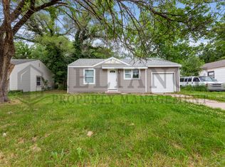 1041 S Christine Rd, Wichita, KS 67218