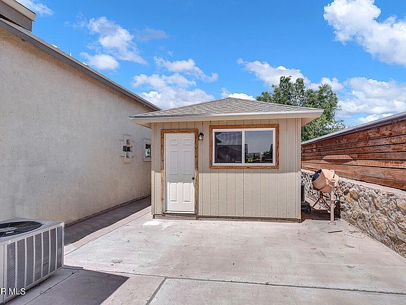 5th image of 237 Flor Acacia Ct