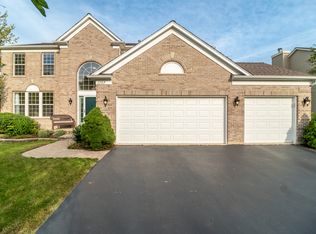 1157 Firestone Ln, Aurora, IL 60502
