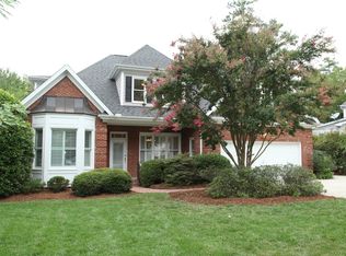 104 Crystlewood Ct, Morrisville, NC 27560