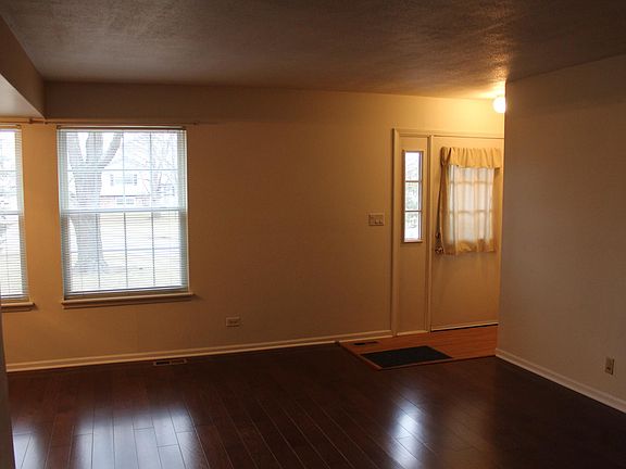 4th image of 5 Wildwood Ct