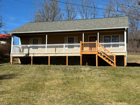 32 Indian Branch Rd, Candler, NC 28715