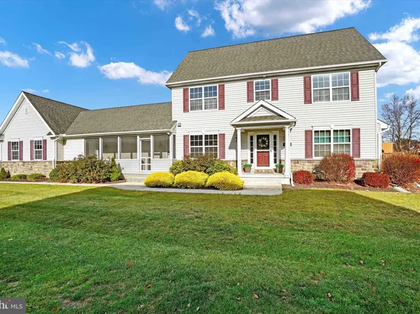 1907 Preserve Ln, Palmyra, PA 17078