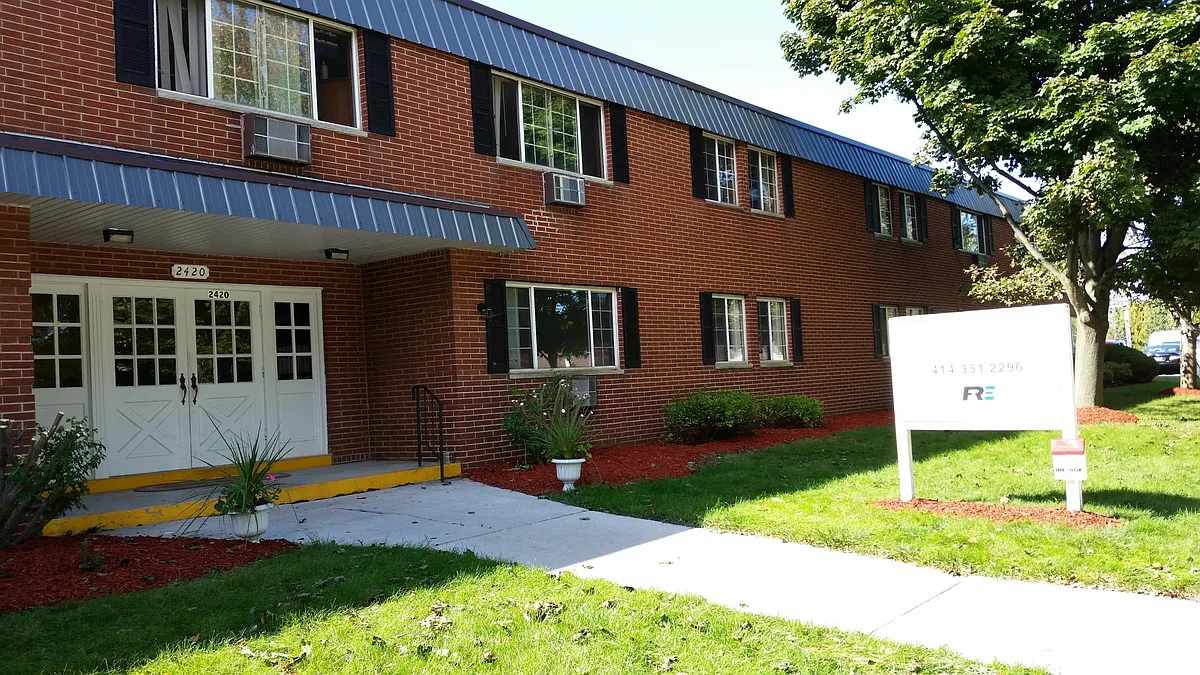 Building Photo - 2420 N 18th St #104