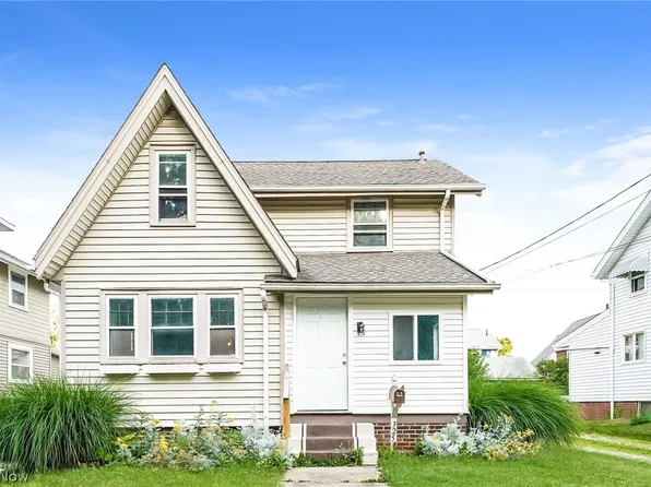 325 W Park Rd NW, North Canton, OH 44720