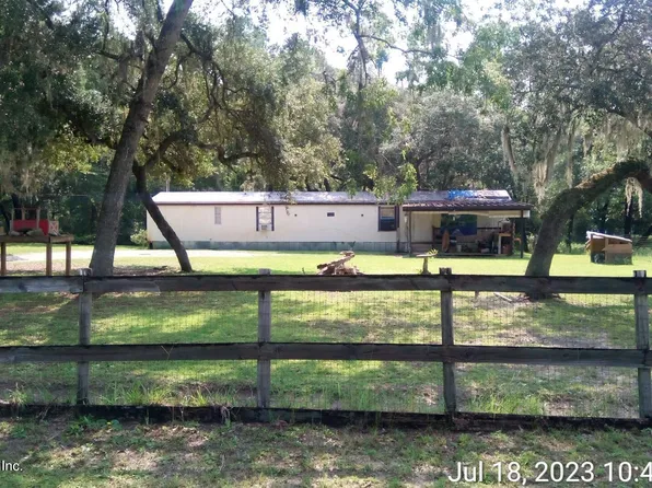 132 WOODLAND Lane, Hawthorne, FL 32640