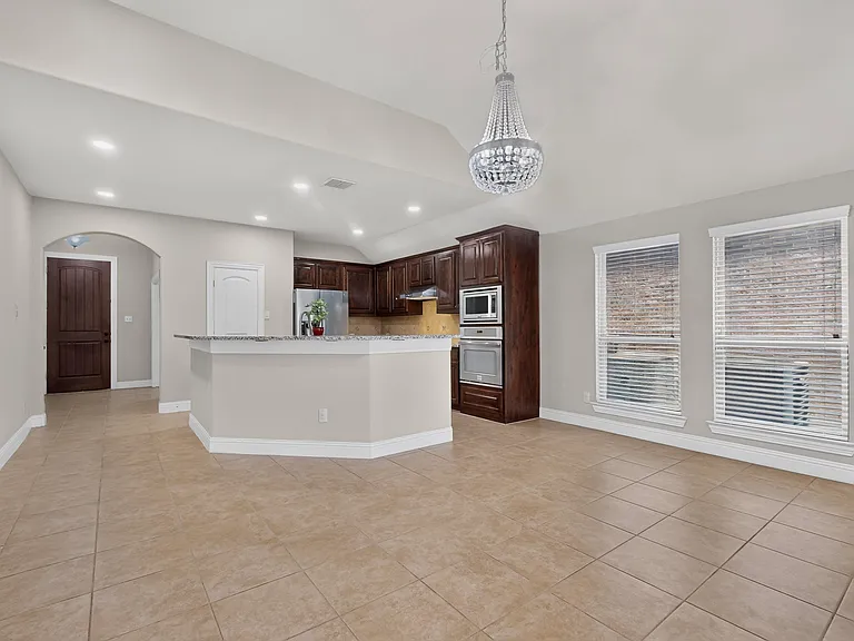 10529 Jackson Hole Ln — Photo 11
