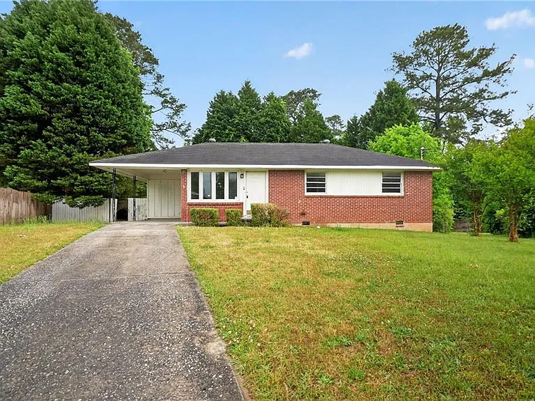 7259 Mayfair Cir — Photo 1