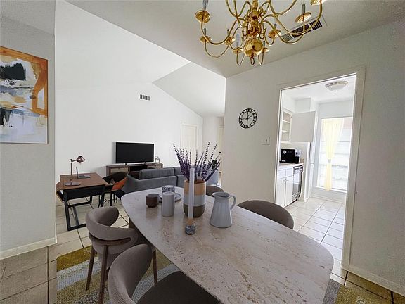 2nd image of 5704 Edgemoor Dr APT 80
