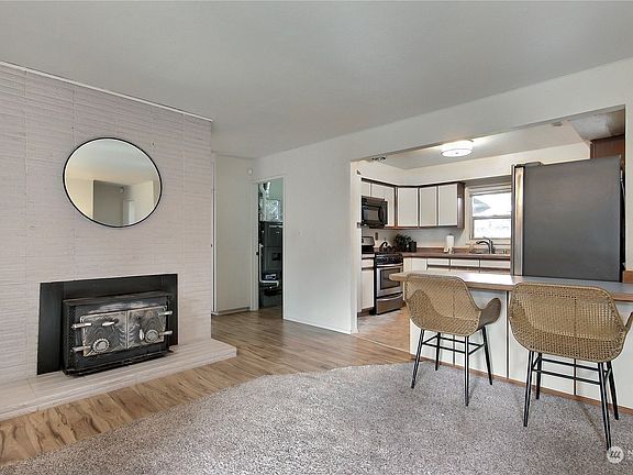 4th image of 12410 Edgewood Avenue SW