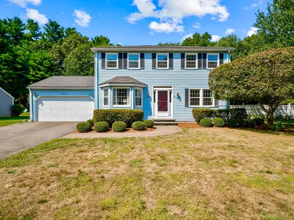 50 Hutchinson Rd, Walpole, MA 02081