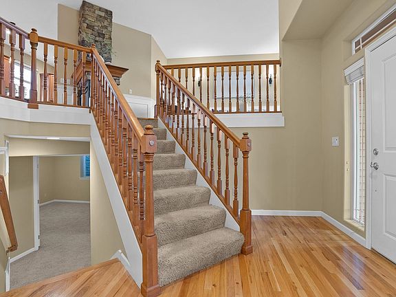 5th image of 346 S Shelley Lake Ln