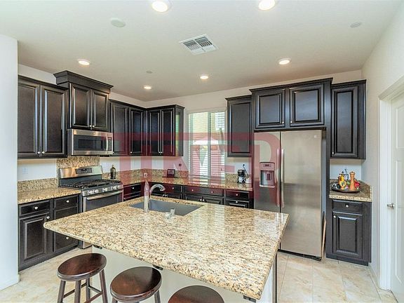 2nd image of 300 Belcastel Pl