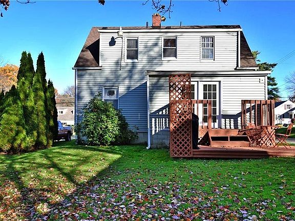 2nd image of 216 Parkgate Ave