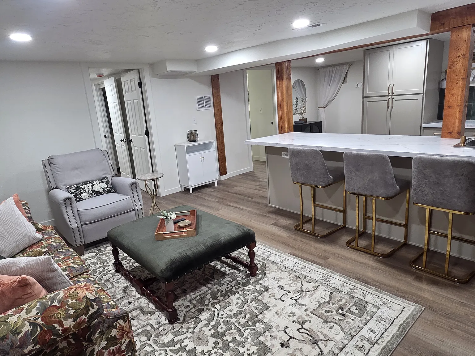 1037 Sunrise Blvd — Photo 3