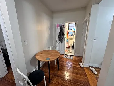 2 bed, 9999 sqft, $3,350 — Photo 3