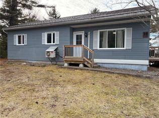 28 Maple Cres, Westfield, NB E5K3W1