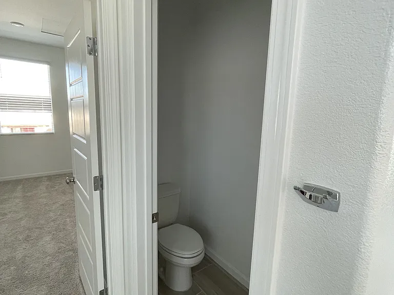 8675 Oldfield Way — Photo 30