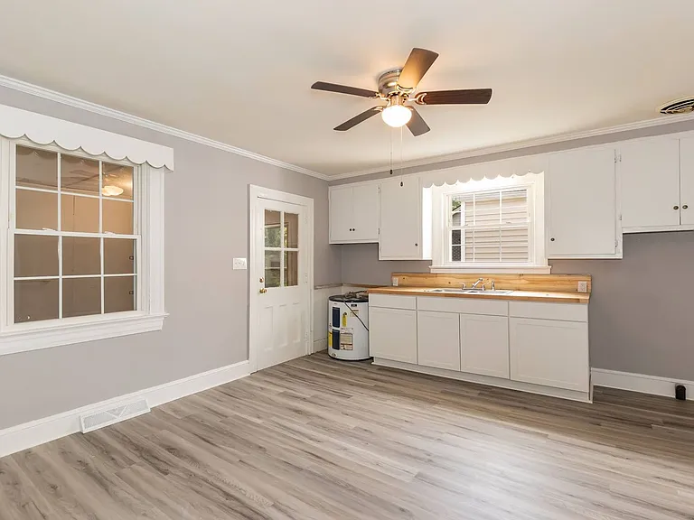 405 Forest Hill Ave — Photo 14