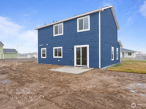 2nd image of 605 Kent Avenue