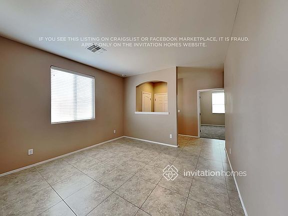3rd image of 4962 E Longhorn St