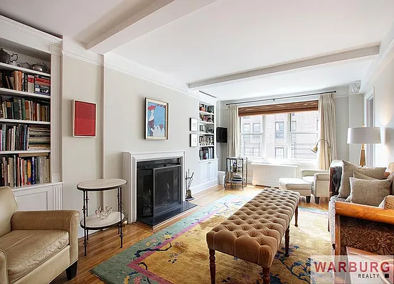 Sold by Warburg | media 17