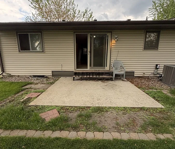 1210 Bridgeport Ln NW — Photo 61