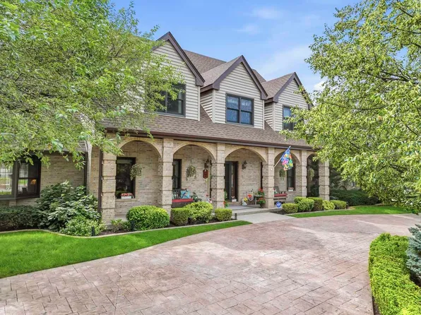 6N342 Linden Ave, Medinah, IL 60157