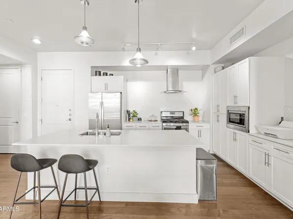 3131 N CENTRAL Avenue #3006, Phoenix, AZ 85012