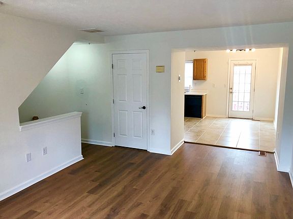 3rd image of 8304 Widgeon Place Hold 2 195.00 #7/23
