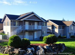 1005 24th St APT 103, Bellingham, WA 98225