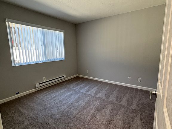5th image of 14 Highland Ave APT 3